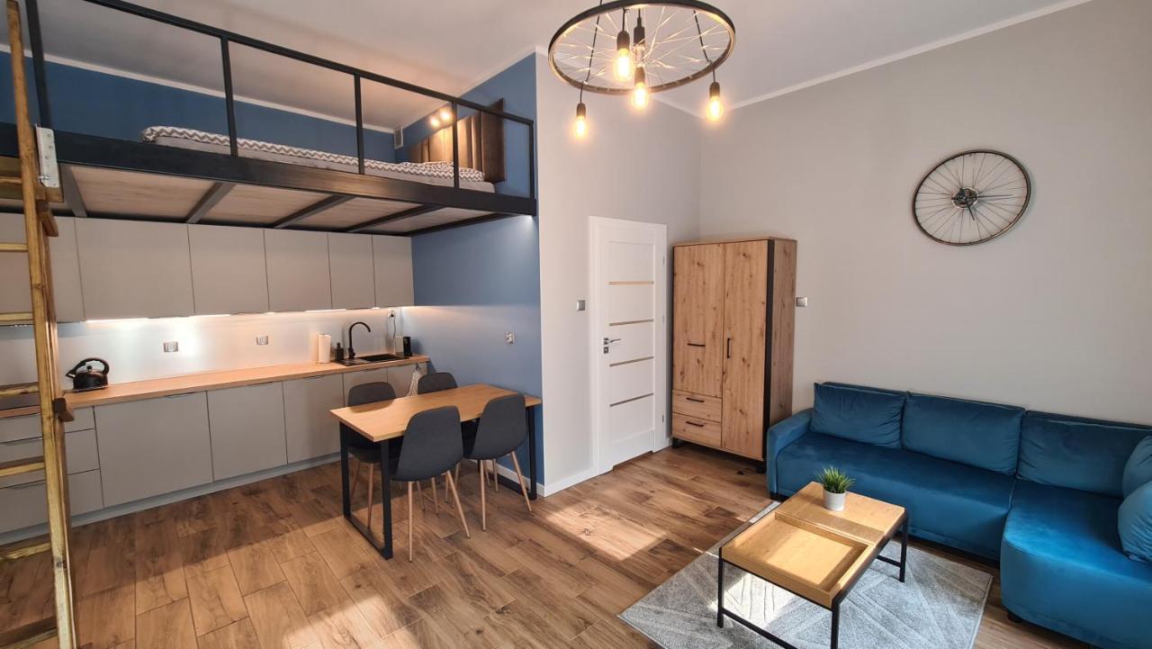 Apartament Parkowy Antresola Gniezno Eksteriør billede